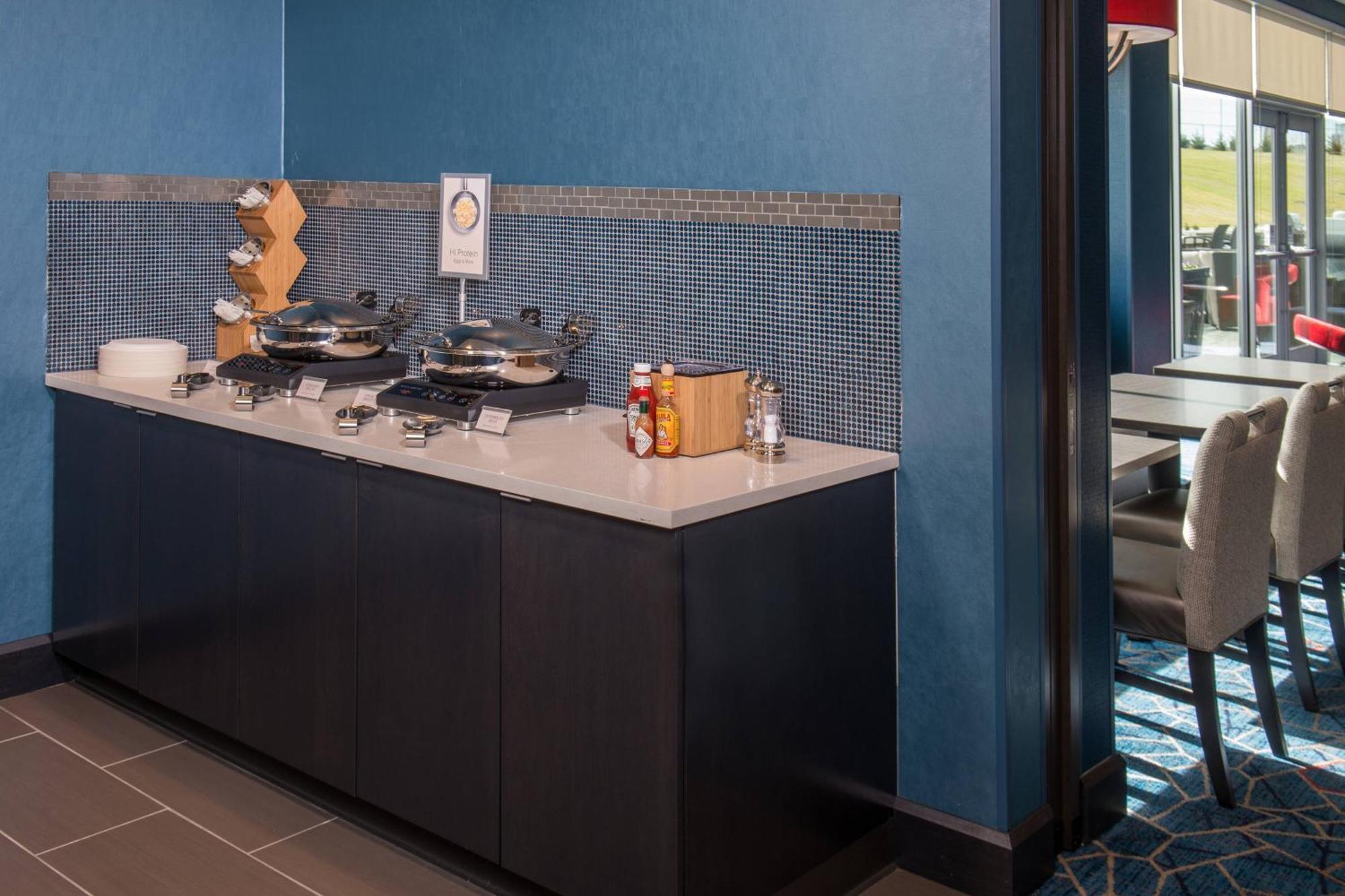 Towneplace Suites By Marriott Altoona Eksteriør bilde