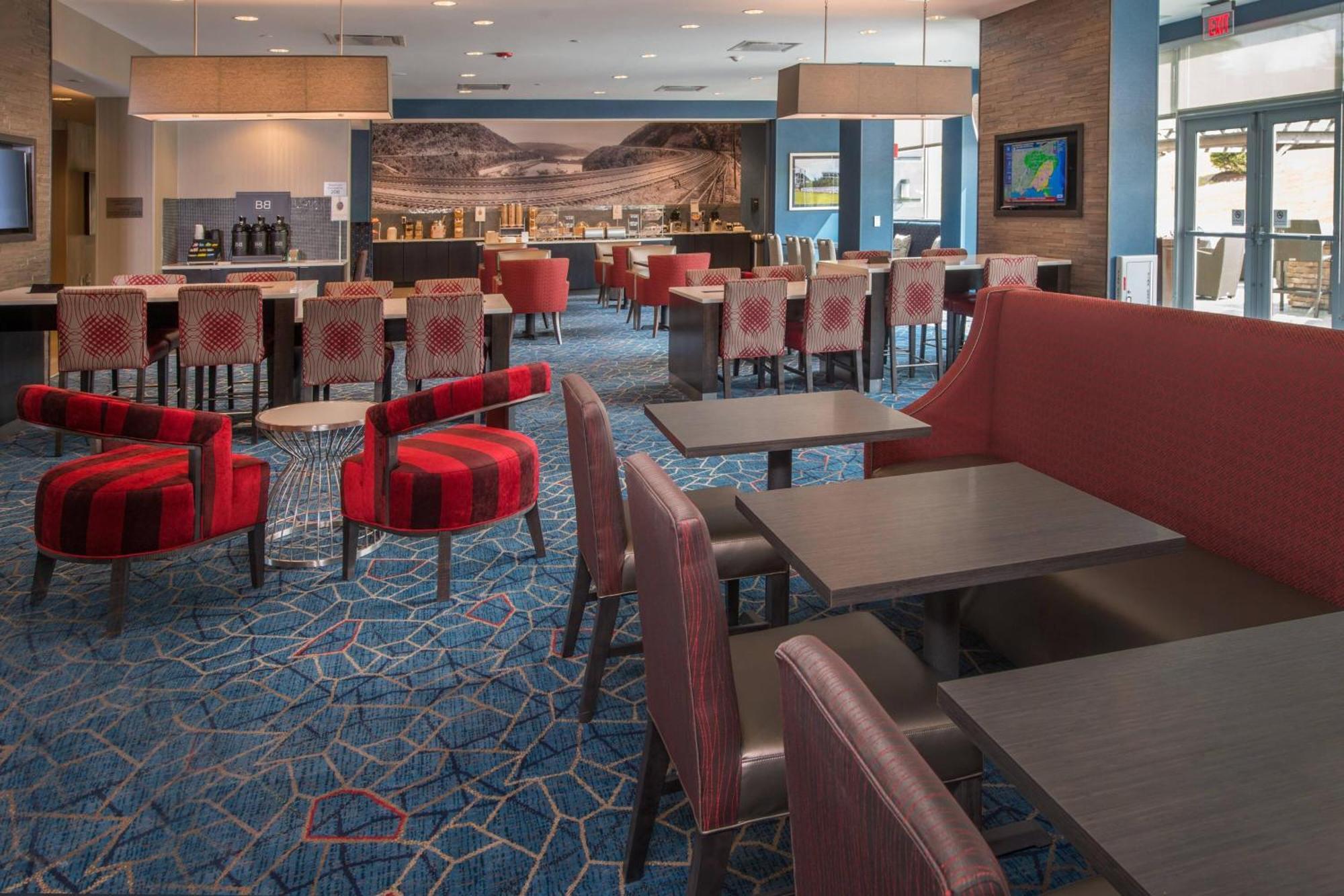 Towneplace Suites By Marriott Altoona Eksteriør bilde