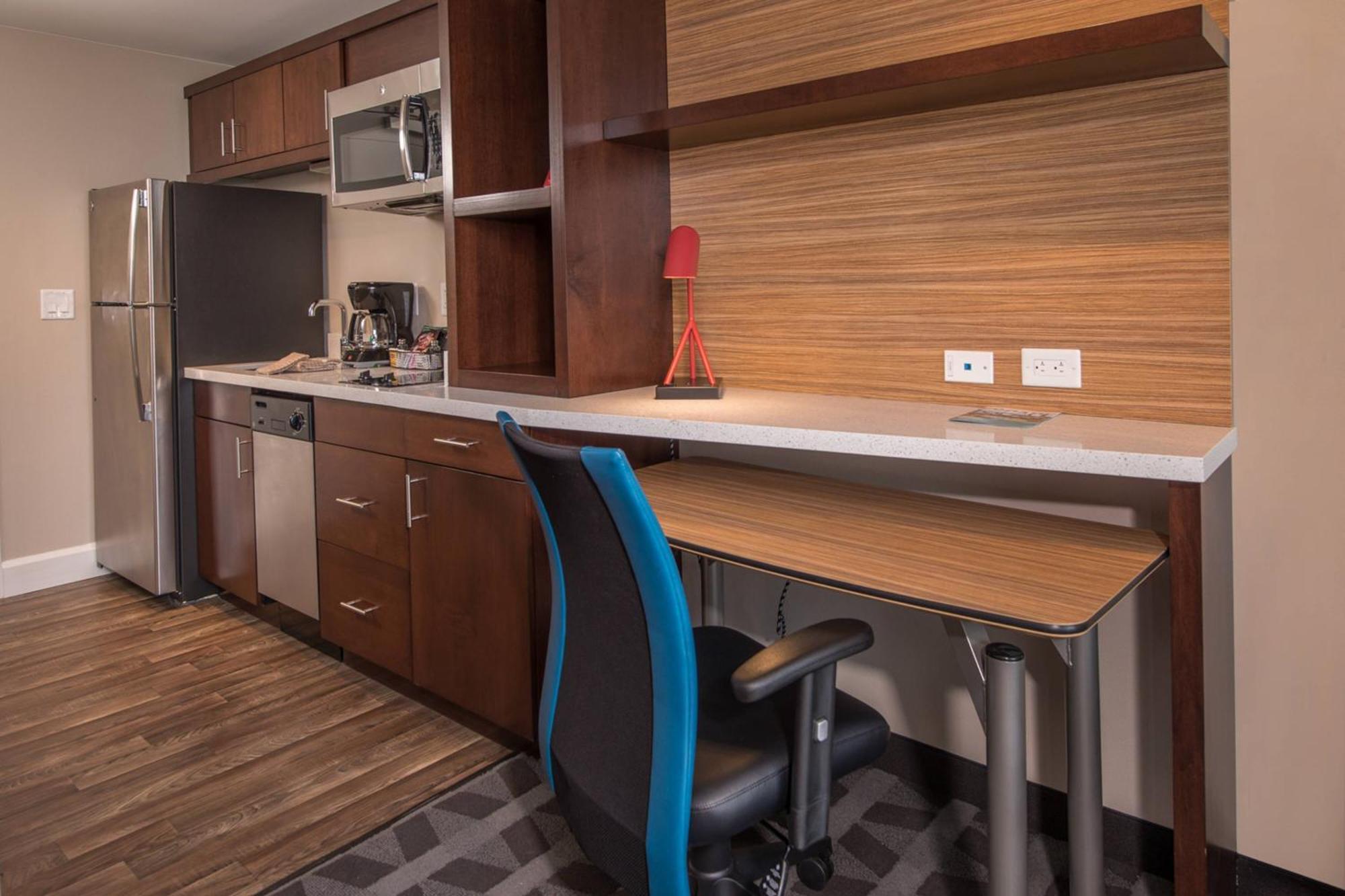 Towneplace Suites By Marriott Altoona Eksteriør bilde