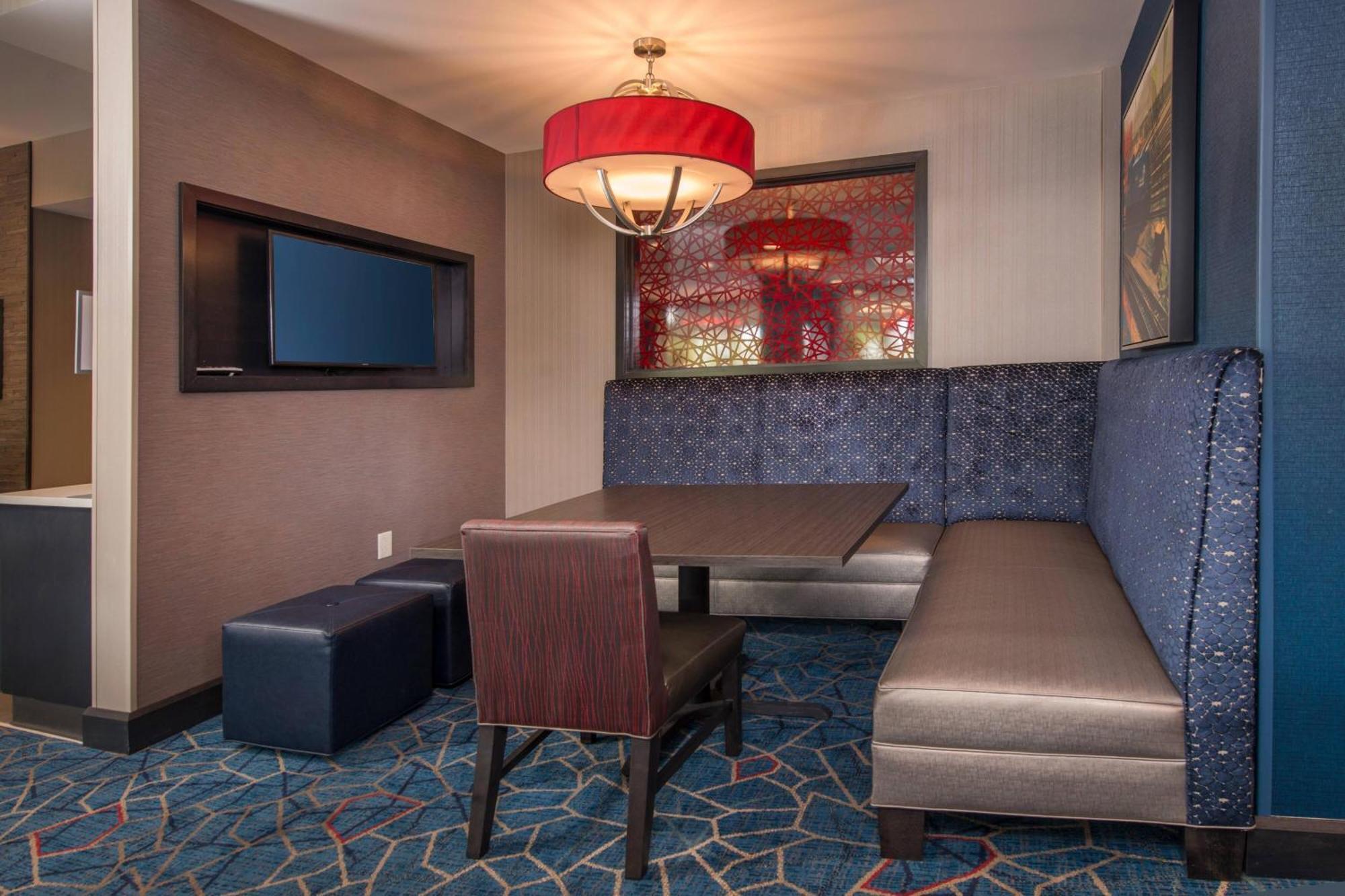 Towneplace Suites By Marriott Altoona Eksteriør bilde