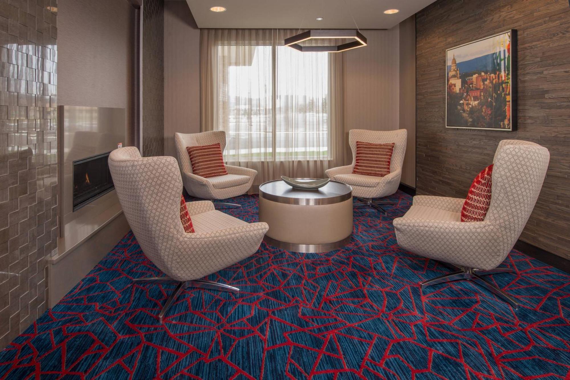 Towneplace Suites By Marriott Altoona Eksteriør bilde